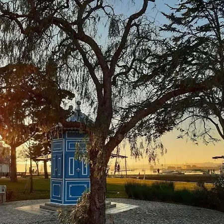 A Casa Helder Сasa de vacaciones Seixal (Setubal)